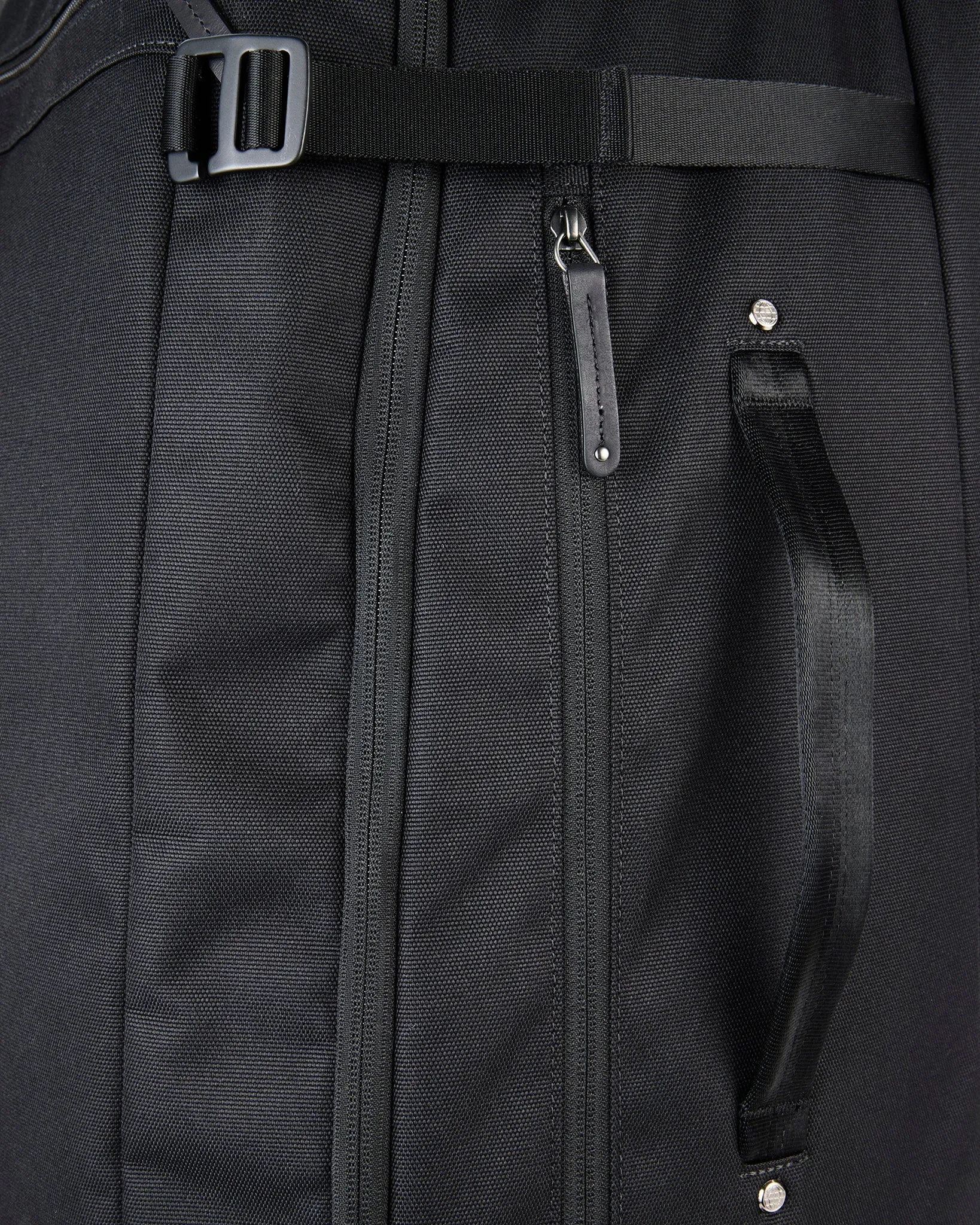 60L Wheeled Duffel Bag - Onyx