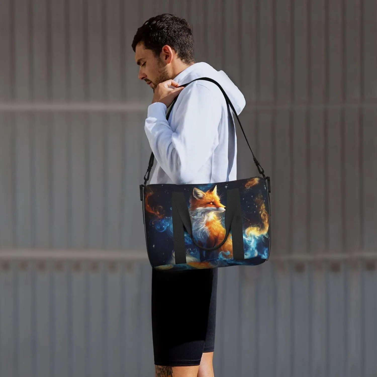 A beautiful orange fox print Travel Duffel Bag, Sports Tote Gym Bag, Swim Pool Bag Large Shoulder Tote Bag for Beach Weekender