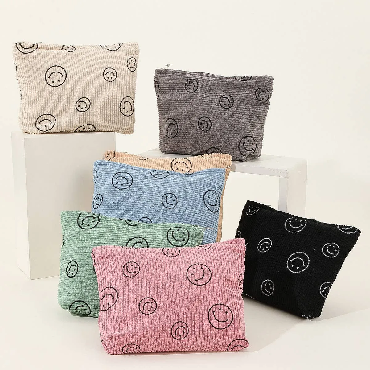 ACCITY - SIMPLE SMILEY FACE LARGE COSMETIC BAG_CWAB1036: Green / (OS) 1