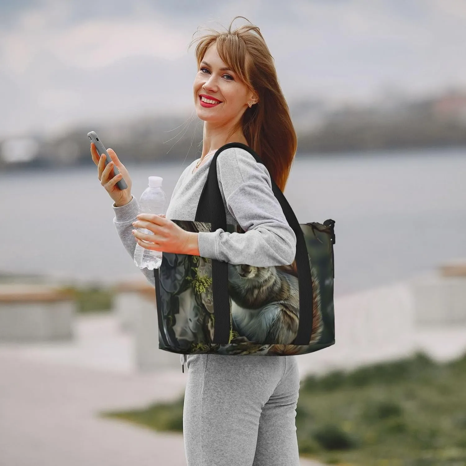 adorable squirrel print Travel Duffel Bag, Sports Tote Gym Bag, Swim Pool Bag Large Shoulder Tote Bag for Beach Weekender