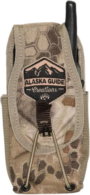 Alaska Guide Creations in-line Camo Accessory Pouch | Adapter GPS Radio Holder | One Size Fits Most Walkie Talkie Pack (Kryptek Highlander)