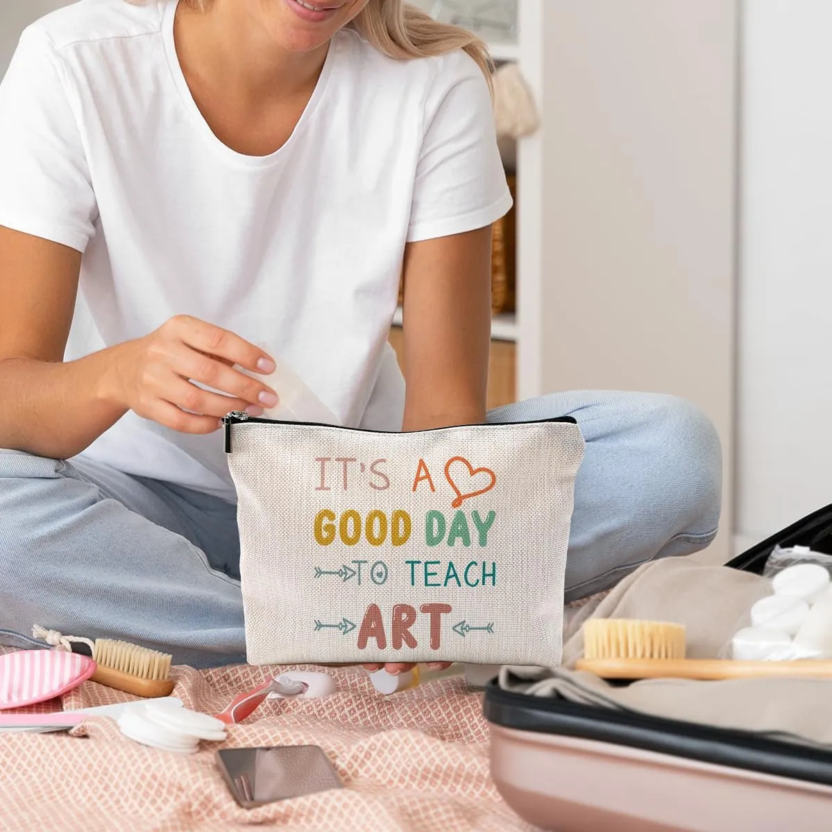Art Teacher Gifts Makeup Bag for Women, Small Cosmetic Bag for Purse, It's a Good Day to Teach Art