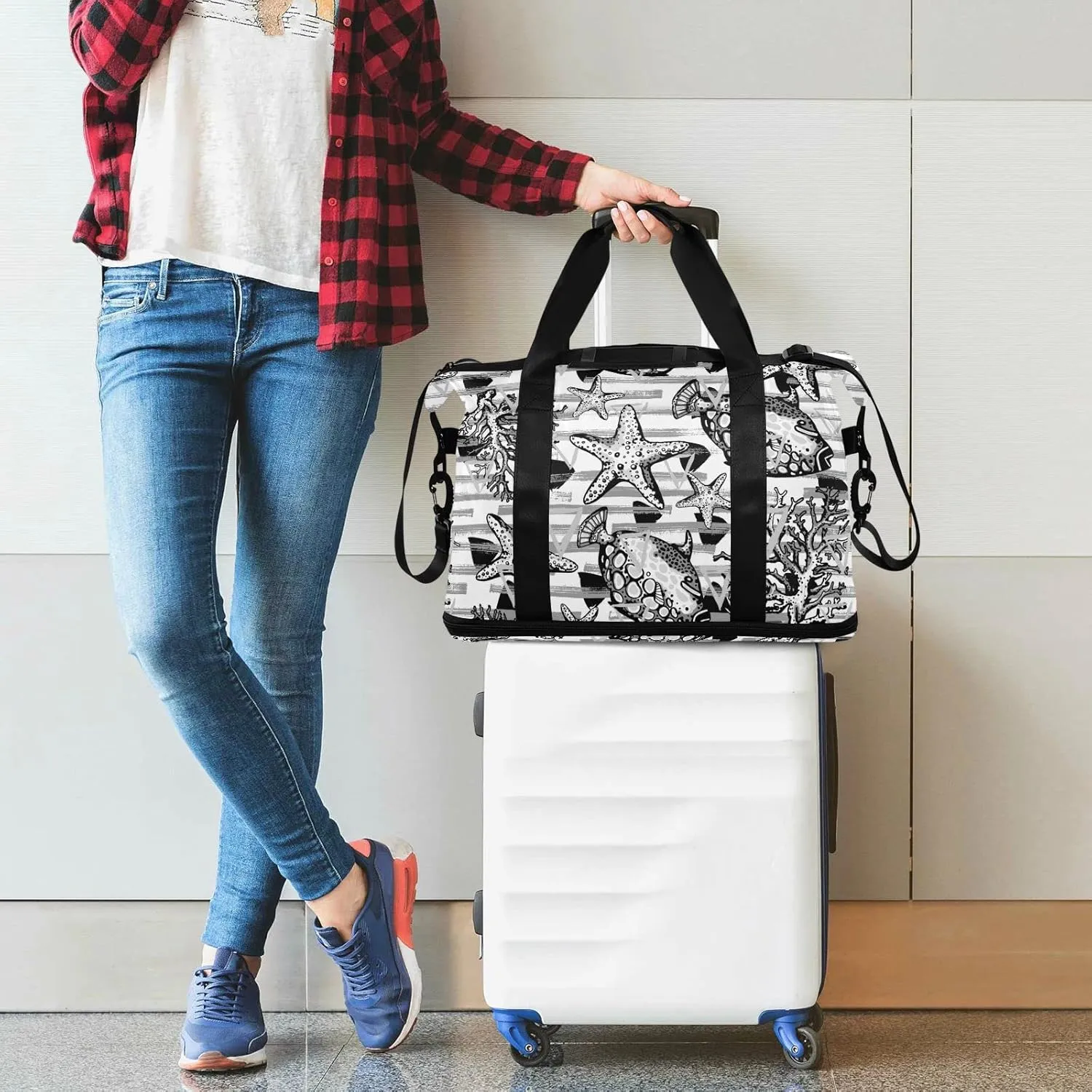 Black White Fishes, Corals, Starfishes Stripes Yellow Triangles Gym Duffel Bag, Polyester Travel Weekender Luggage Handbag with Waterproof Pocket for Wet Items, Unisex Foldable Tote for Sports