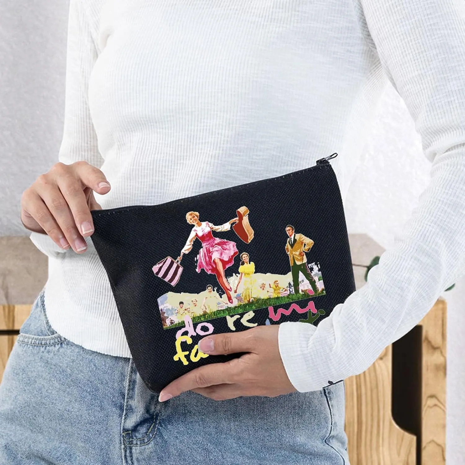 BWWKTOP Sound Theater Cosmetic Makeup Bag Von Trapp Gift Do Re Mi Fa So La Ti Theater Zipper Pouch Bag Theater Musical Merchandise (Do Re Mi BL)