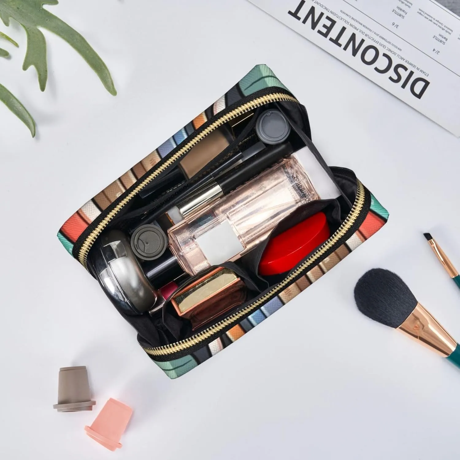 Cartoon Bookshelf Printed Small Makeup Bag,Travel Cosmetic Bag Purse with Zipper,Water-resistant Makeup Organizer Bag for Women