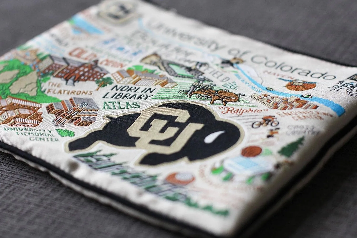Catstudio Zipper Pouch, University of Colorado Boulder Travel Toiletry Bag, 5 x 7, Ideal Makeup Bag, Dog Treat Pouch, or Purse Pouch to Organize Supplies for Grads & Alumni