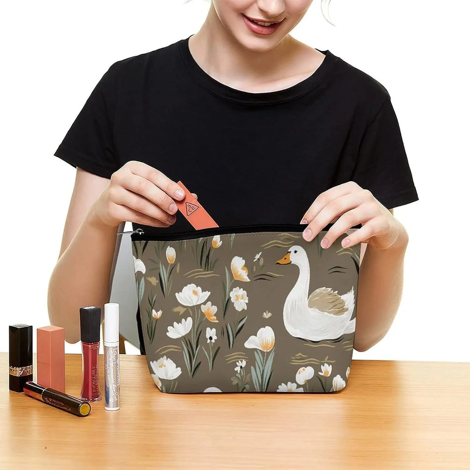 Cosmetic Bag Makeup Bags for Women Portable Makeup Bag Goose And Flowers Makeup Case Travel Toiletry Bag for Travel Accessories