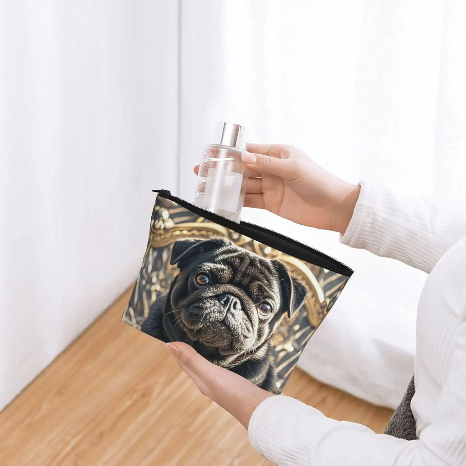 Cosmetic Bag Portable Makeup Bag Cute Black Pug Dog Toiletry Bag Large Capacity Zipper Pouch Waterproof Toiletry Pouch Makeup Organizer Case for Women Men