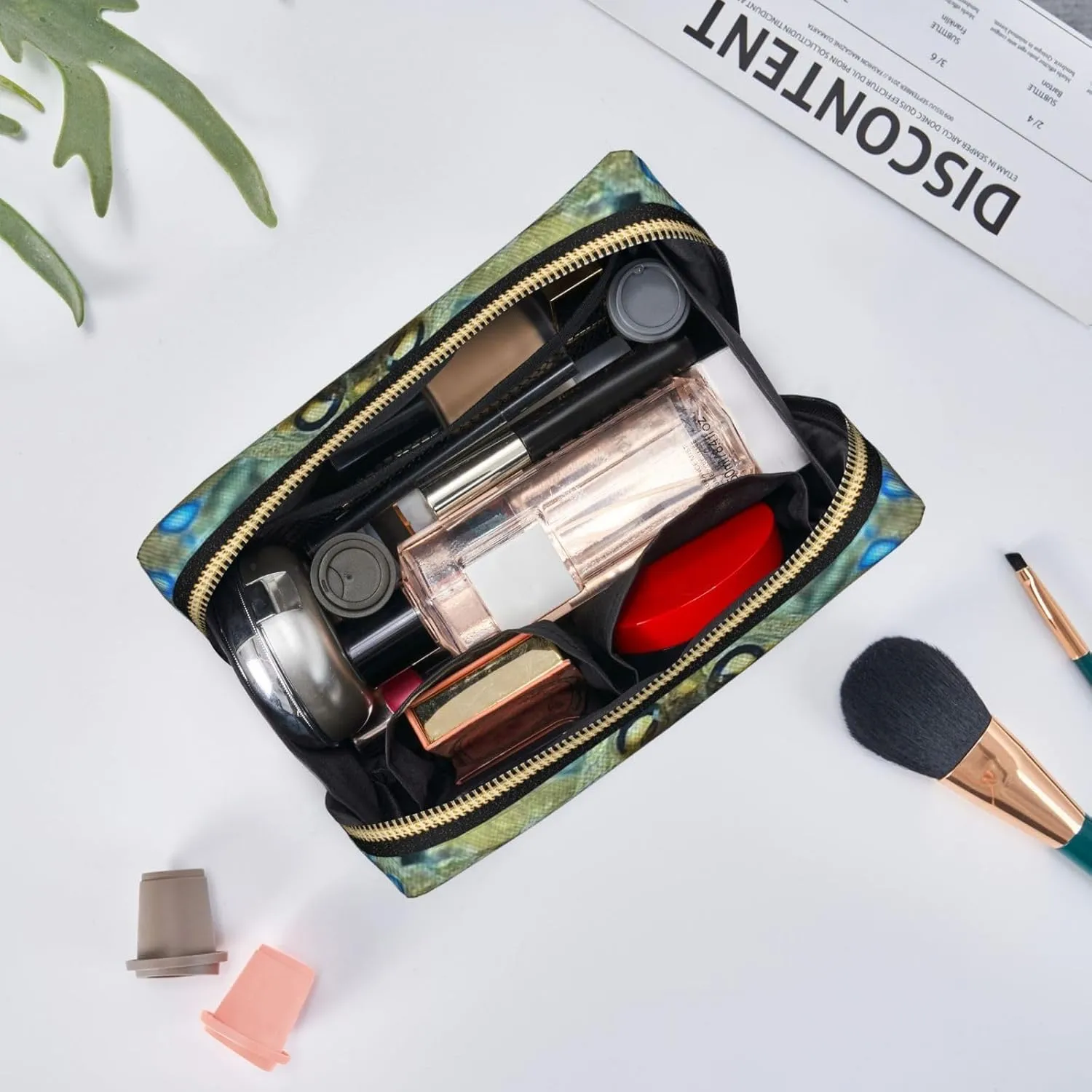 Cosmetic Bag Travel Makeup Bag Waterproof Toiletry Pouch Portable Wide Open Pouch Chickens and Farm Makeup Organizer Case Large Capacity Zipper Pouch Toiletry Bag for Women, Blue Ringed Octopus, One
