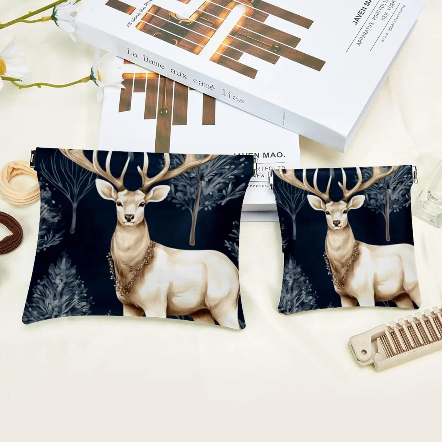 Cute Christmas Elk-1880 Pocket Cosmetic Bag, Waterproof Squeeze Makeup Bag No Zipper Self-Closing, Portable Mini Travel Storage for Headphones Jewelry