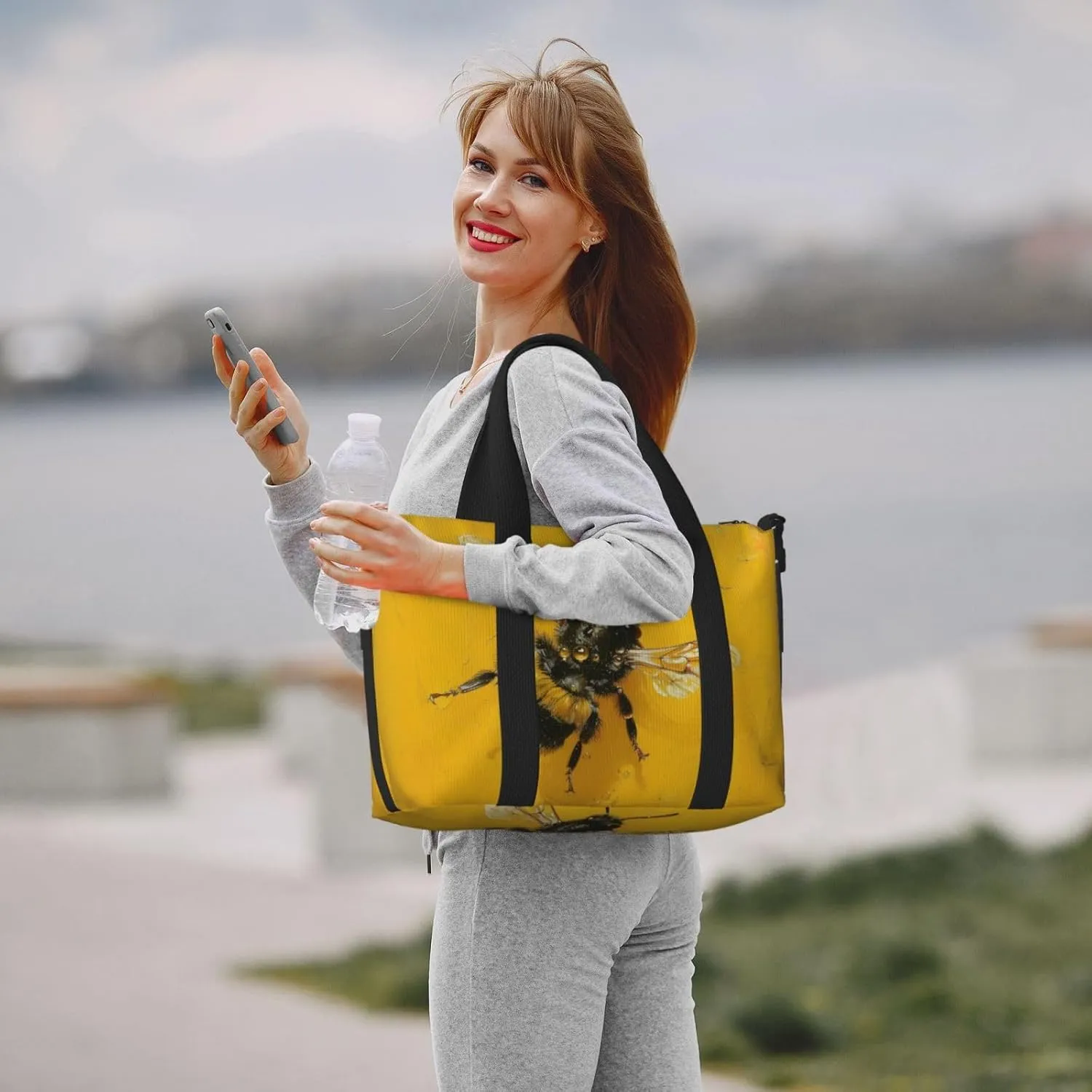 cute honey bee print Travel Duffel Bag, Sports Tote Gym Bag, Swim Pool Bag Large Shoulder Tote Bag for Beach Weekender