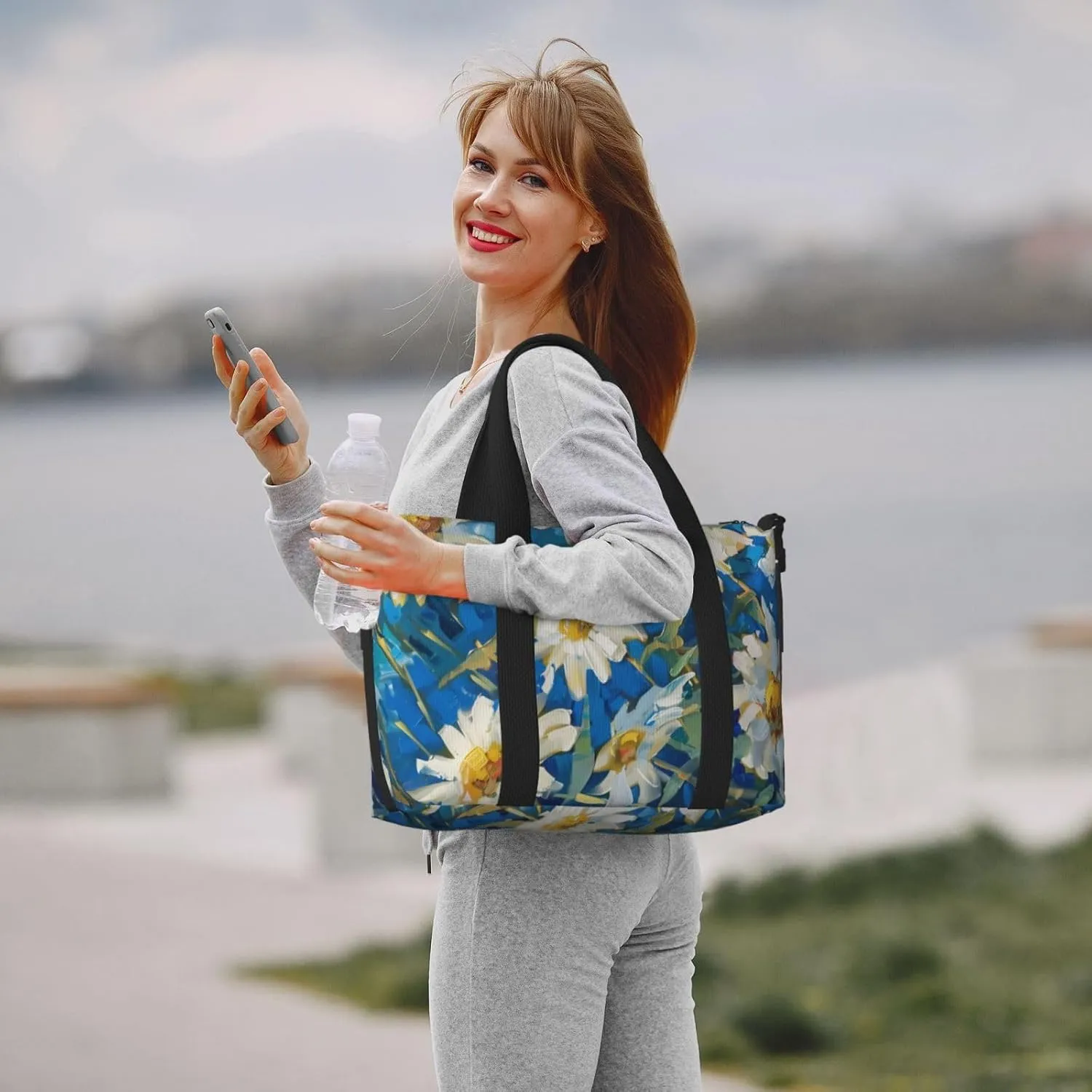 daisies in yellow flowers print Travel Duffel Bag, Sports Tote Gym Bag, Swim Pool Bag Large Shoulder Tote Bag for Beach Weekender