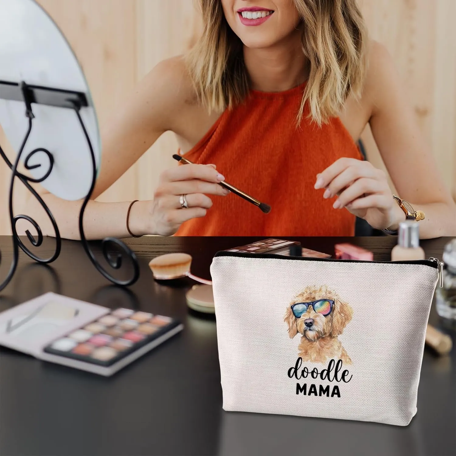 Doodle Mom Gifts Makeup Bag Goldendoodle Dog Mama Labradoodle Gifts Birthday Christmas Friendship Gift for Women Animal Lovers Friend Mom Travel Pouch Cosmetic Bag
