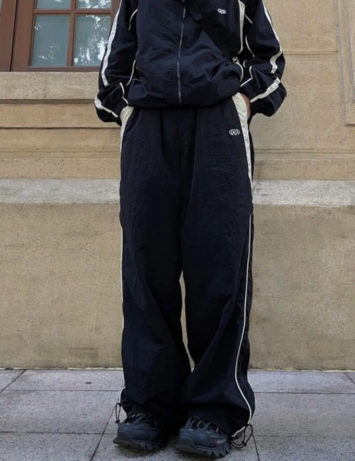 FCOOLYEET Mens Wide Leg Sweatpants Y2k Baggy Track Pants Goth Parachute Pants Cool Sweatpants for Men