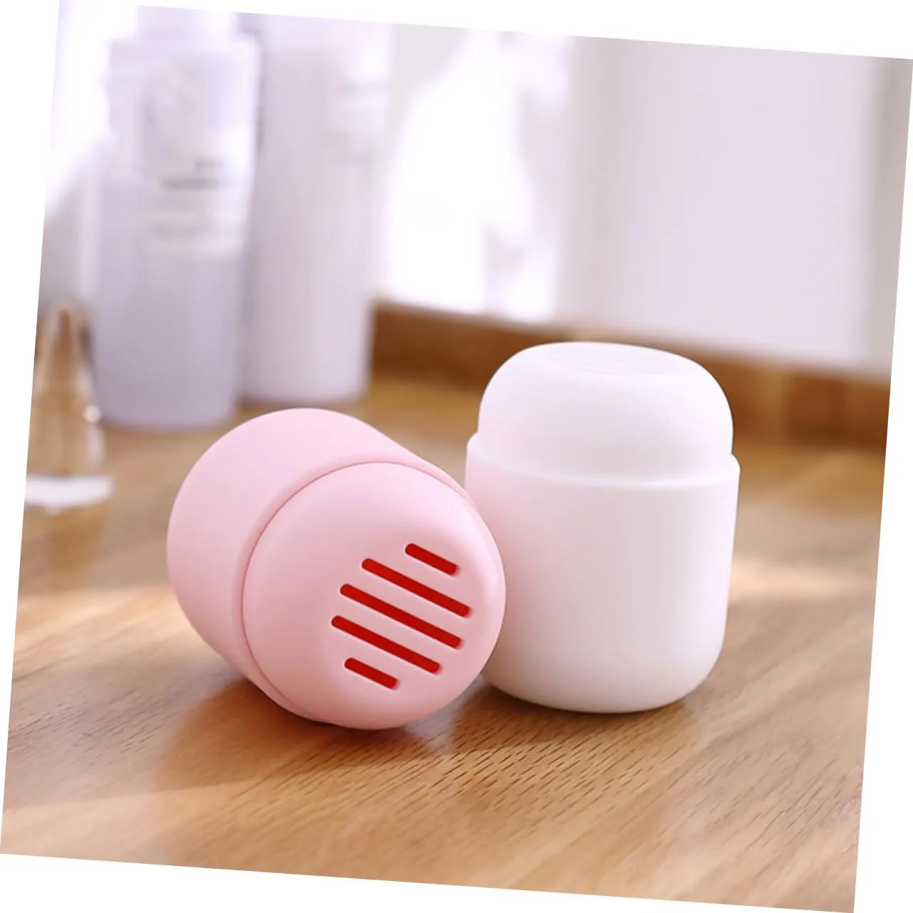 FRCOLOR 3pcs Cosmetic Blender Case Silicone Makeup Sponge Holder Portable Puff Rack Travel Makeup Case
