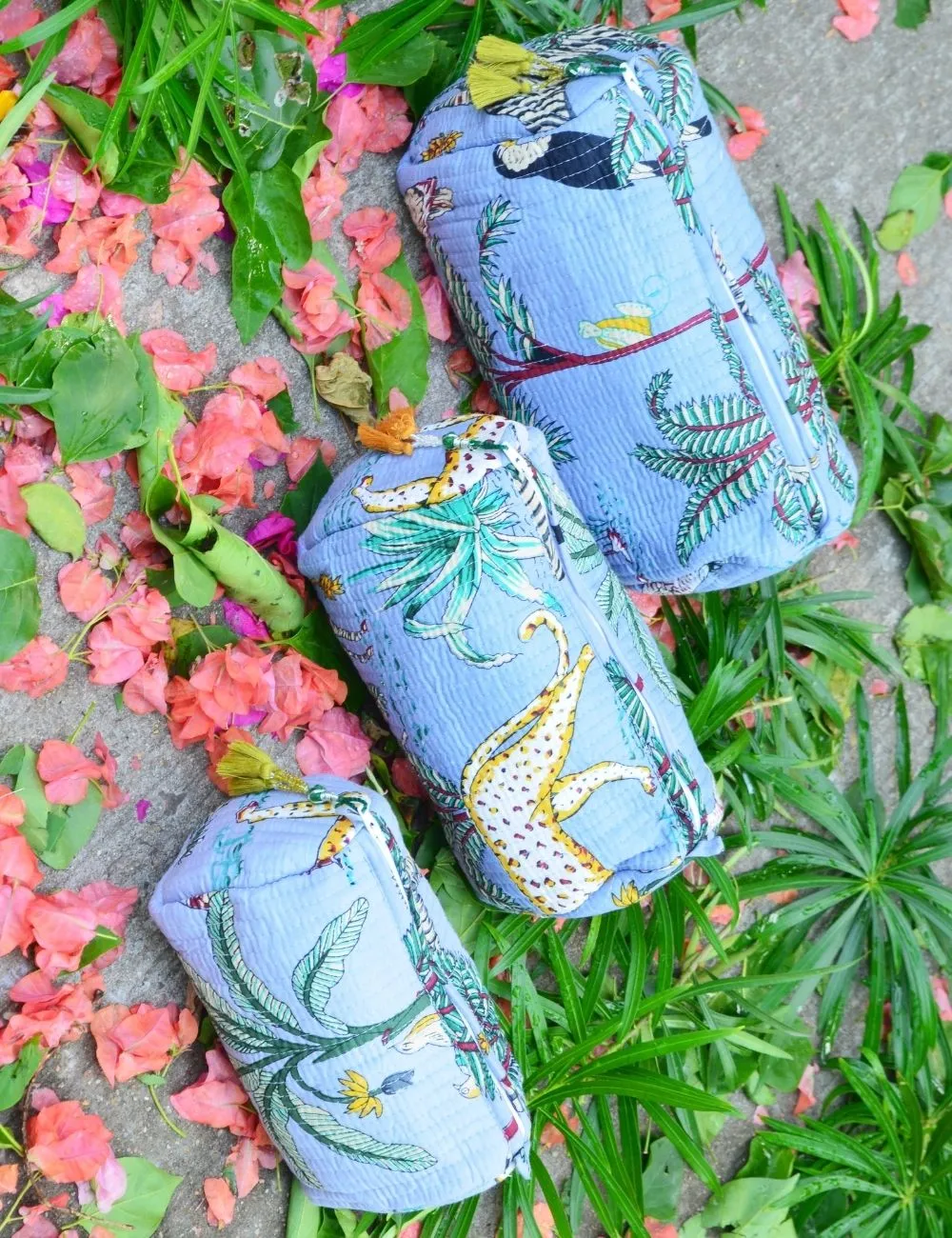 Jungle Print Beautiful Women Cosmetic Pouch Toilet Bag