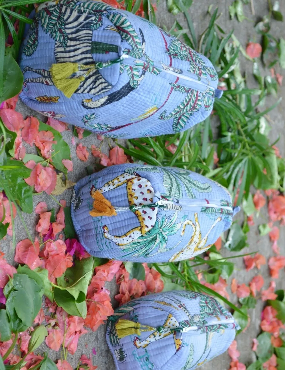 Jungle Print Beautiful Women Cosmetic Pouch Toilet Bag