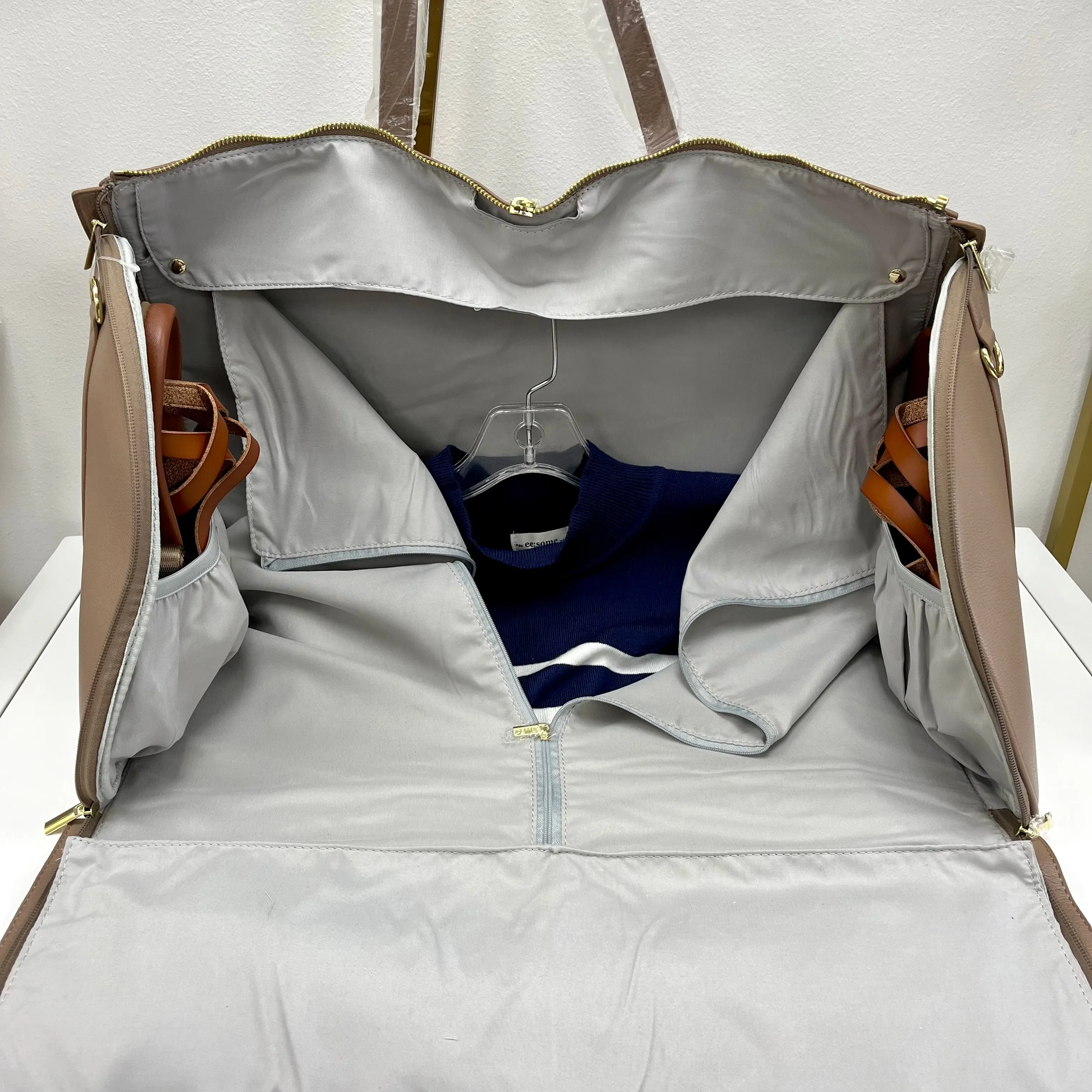 K.L. TRAVEL BAG
