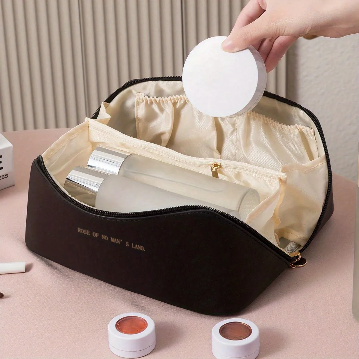 Large Capacity Travel Cosmetic Bag Multifunctional Waterproof Portable Makeup Organizer Bag