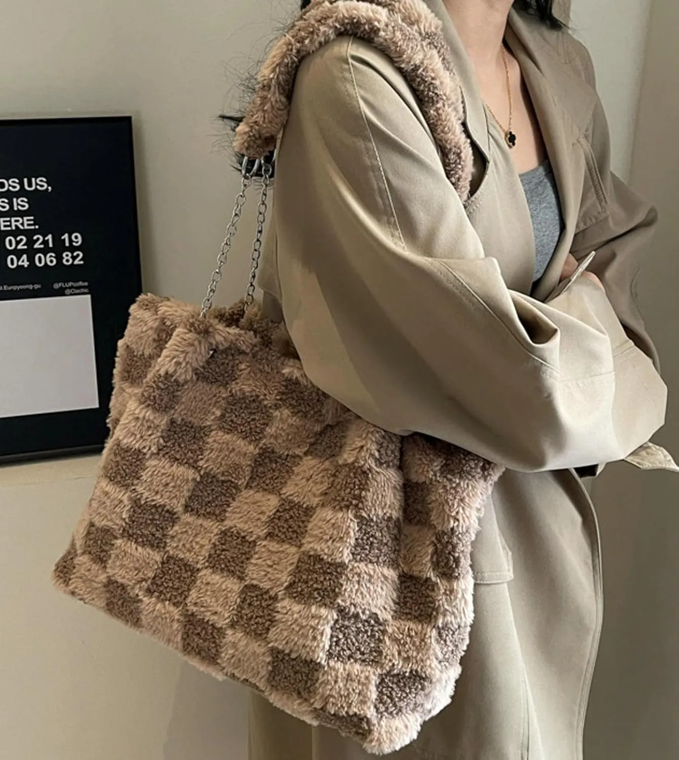 Large Plaid Fuzzy Tote Bag Women Winter Casual Shoulder Bag Cozy Fluffy Handbag Comfortable Crossbody Bag
