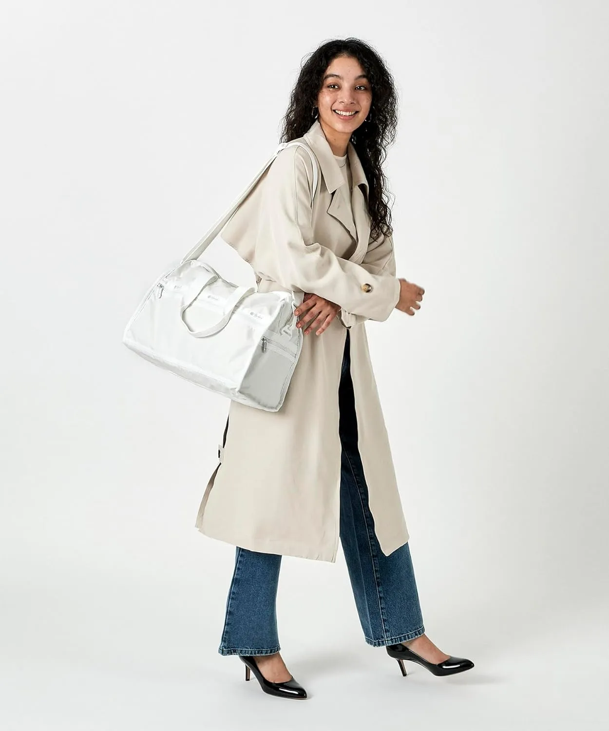 LeSportsac Deluxe Medium Weekender Bag (Meringue)