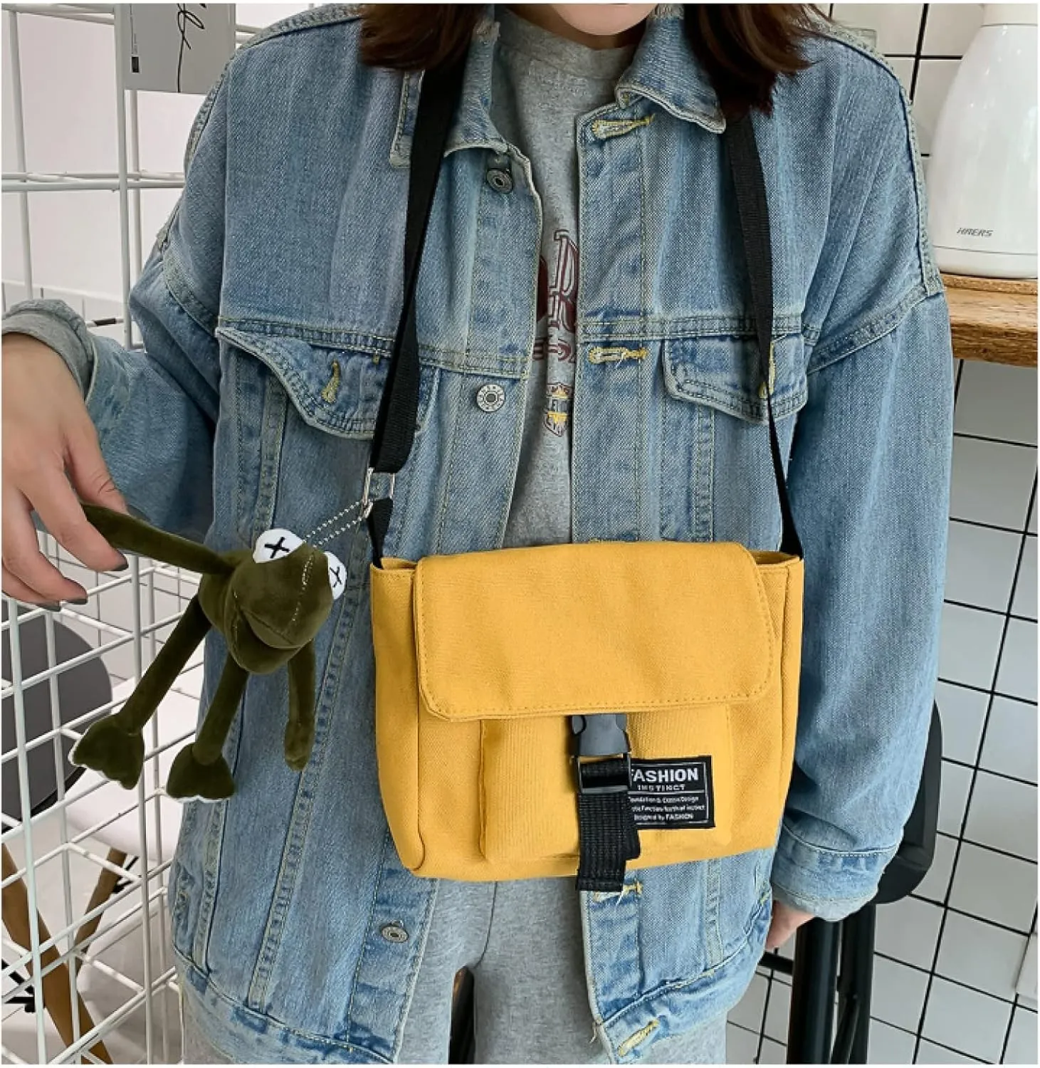 Literary small fresh messenger bag men's and women's tooling bag all-match canvas one-shoulder messenger bag(yellow)