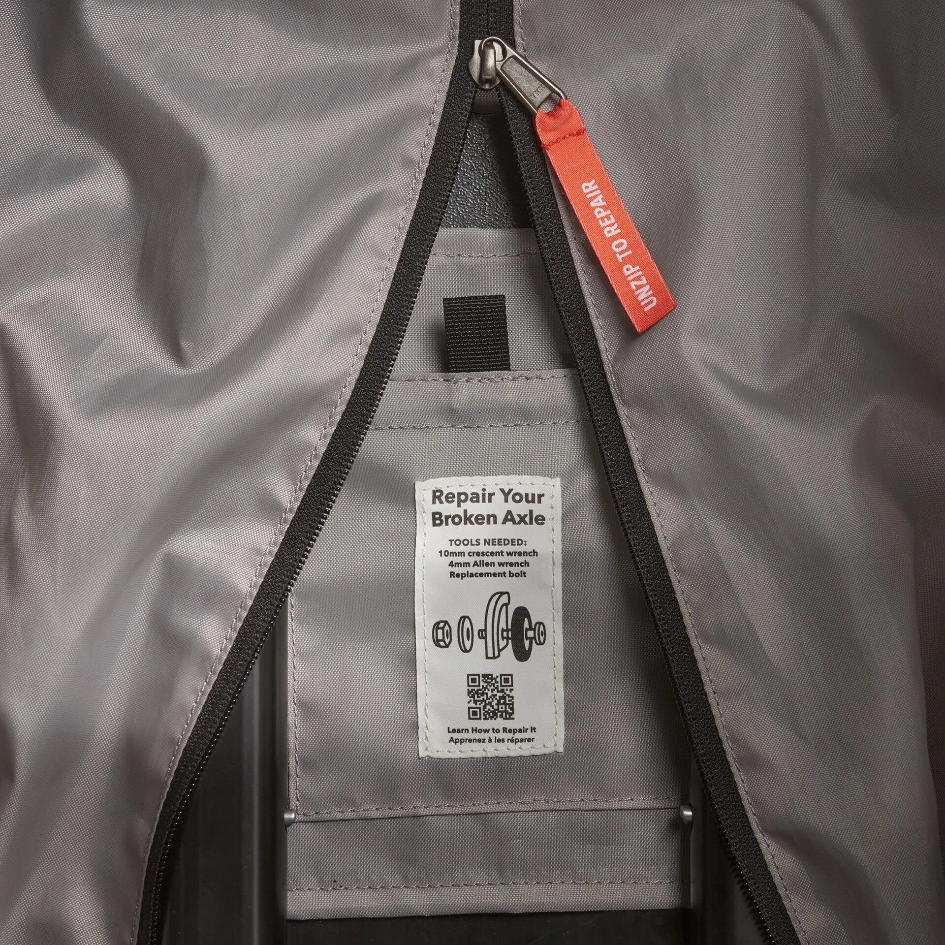Patagonia Black Hole Wheeled Duffel Bag 40L - Black (Matte)