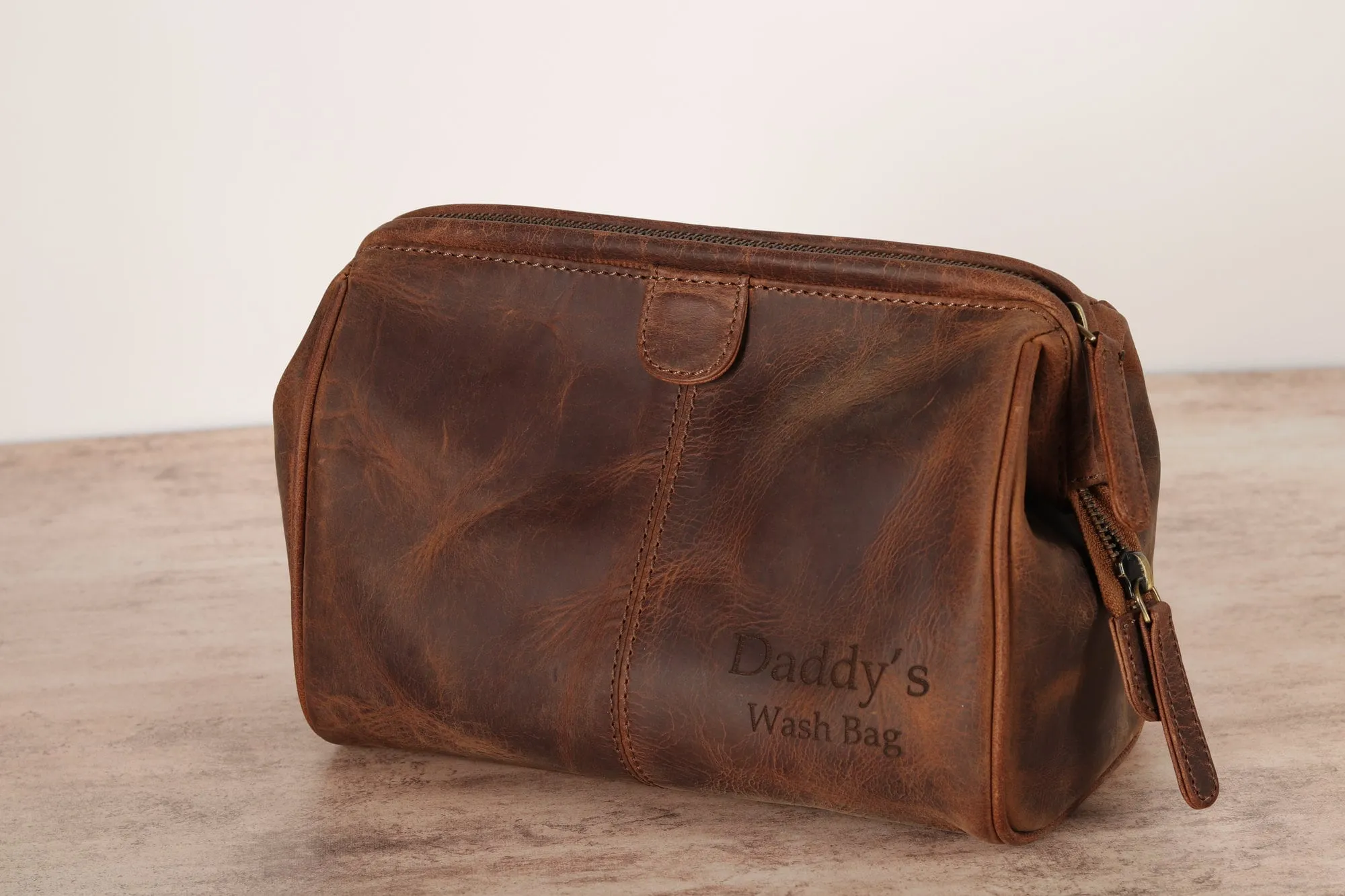 Personalised Engraved Genuine Leather Toiletry Bag,Personalized Brown Leather Wash bag, Valentine's Day, Gift For Dad,Him, Custom Usher Gift