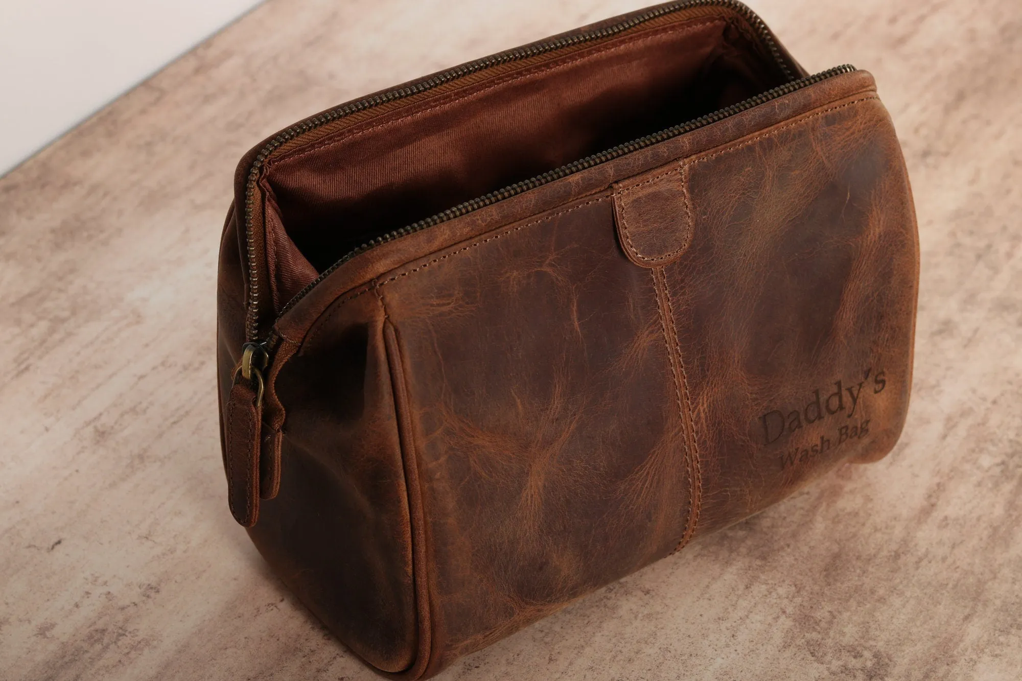 Personalised Engraved Genuine Leather Toiletry Bag,Personalized Brown Leather Wash bag, Valentine's Day, Gift For Dad,Him, Custom Usher Gift