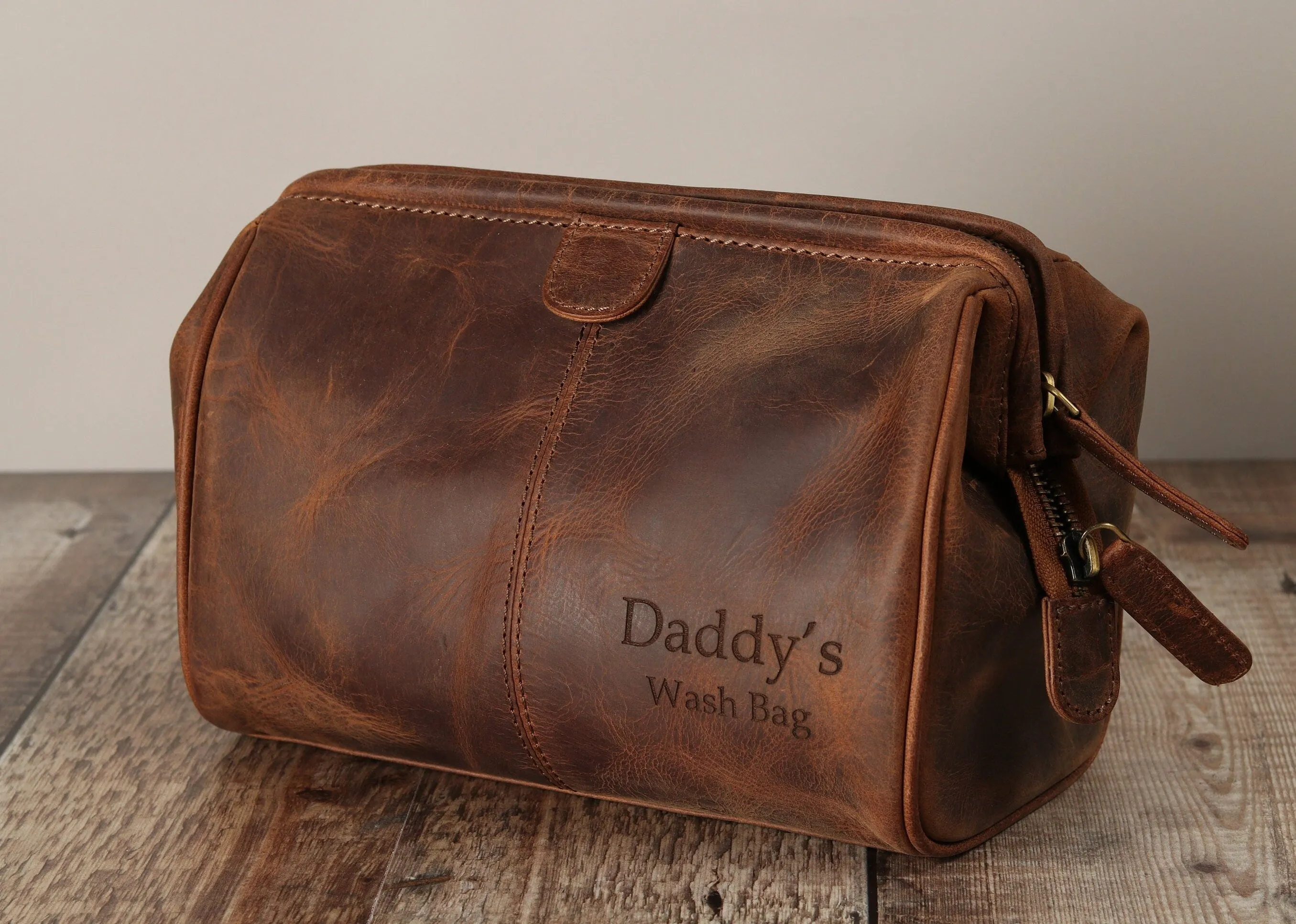 Personalised Engraved Genuine Leather Toiletry Bag,Personalized Brown Leather Wash bag, Valentine's Day, Gift For Dad,Him, Custom Usher Gift
