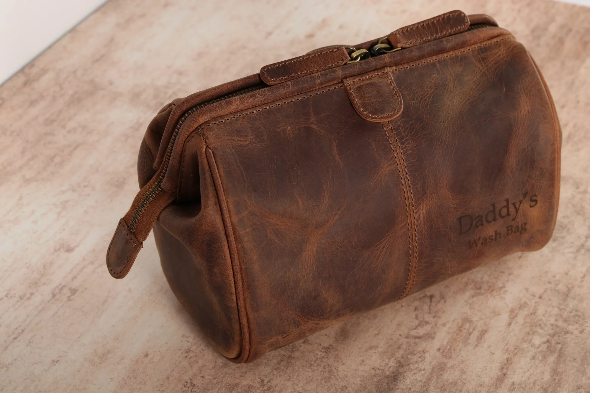 Personalised Engraved Genuine Leather Toiletry Bag,Personalized Brown Leather Wash bag, Valentine's Day, Gift For Dad,Him, Custom Usher Gift