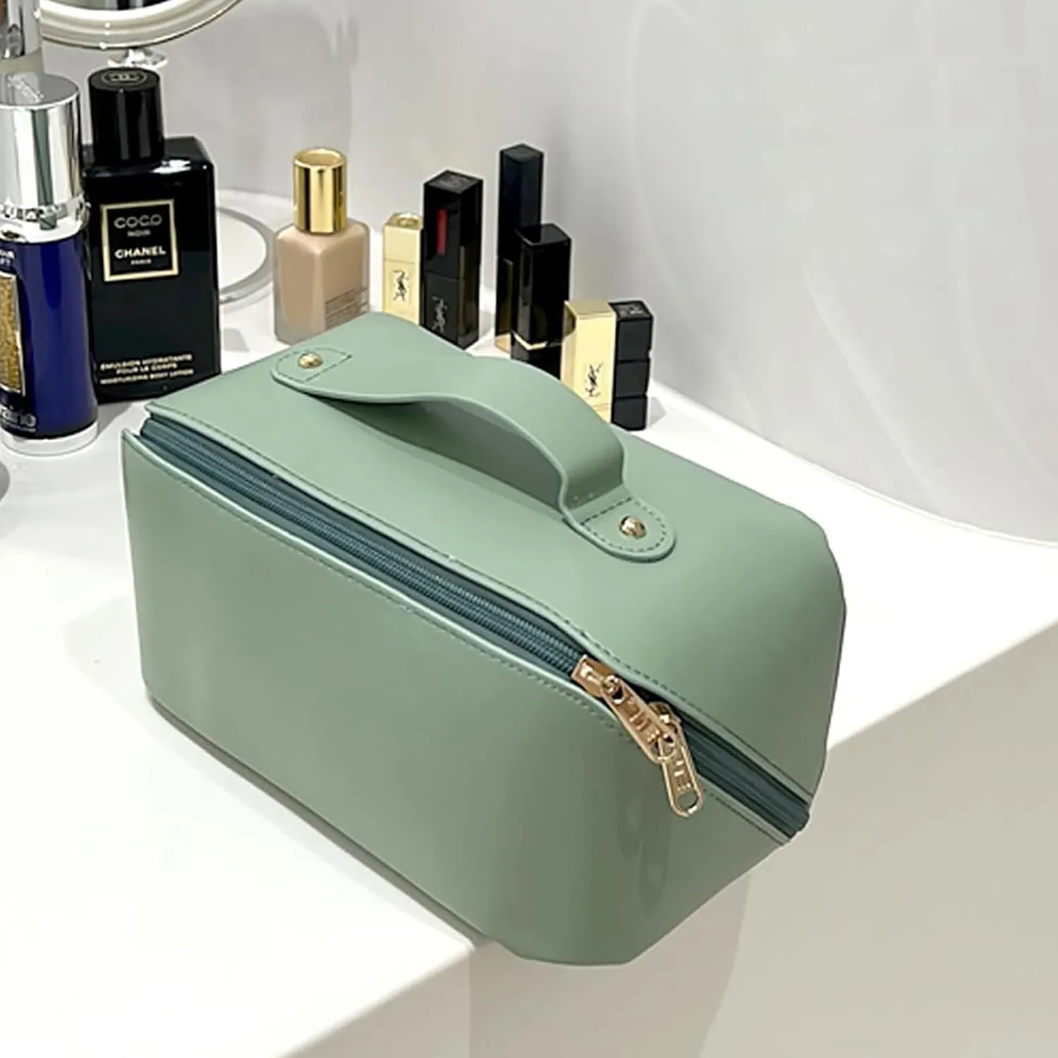 Portable Pillow Makeup Bag, Large Capacity Travel Cosmetic bag, Multifunctional Storage Make Up Bag, Makeup Organizer Bag, Travel Size Toiletries，Travel Essentials (Matcha Green)