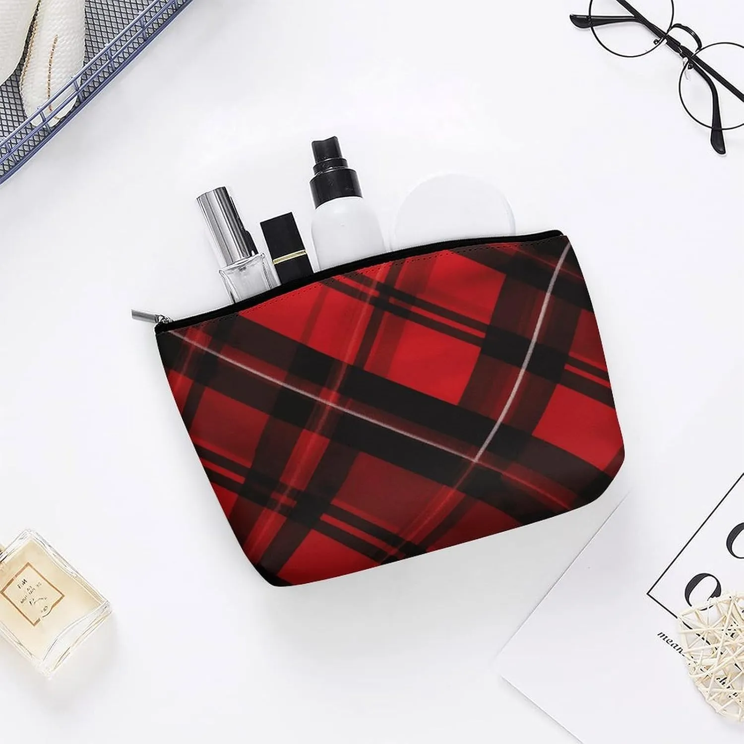 Portable Small Cosmetic Bag Cute Travel Makeup Bag Red And Black Plaid Waterproof Toiletry Bag for Women