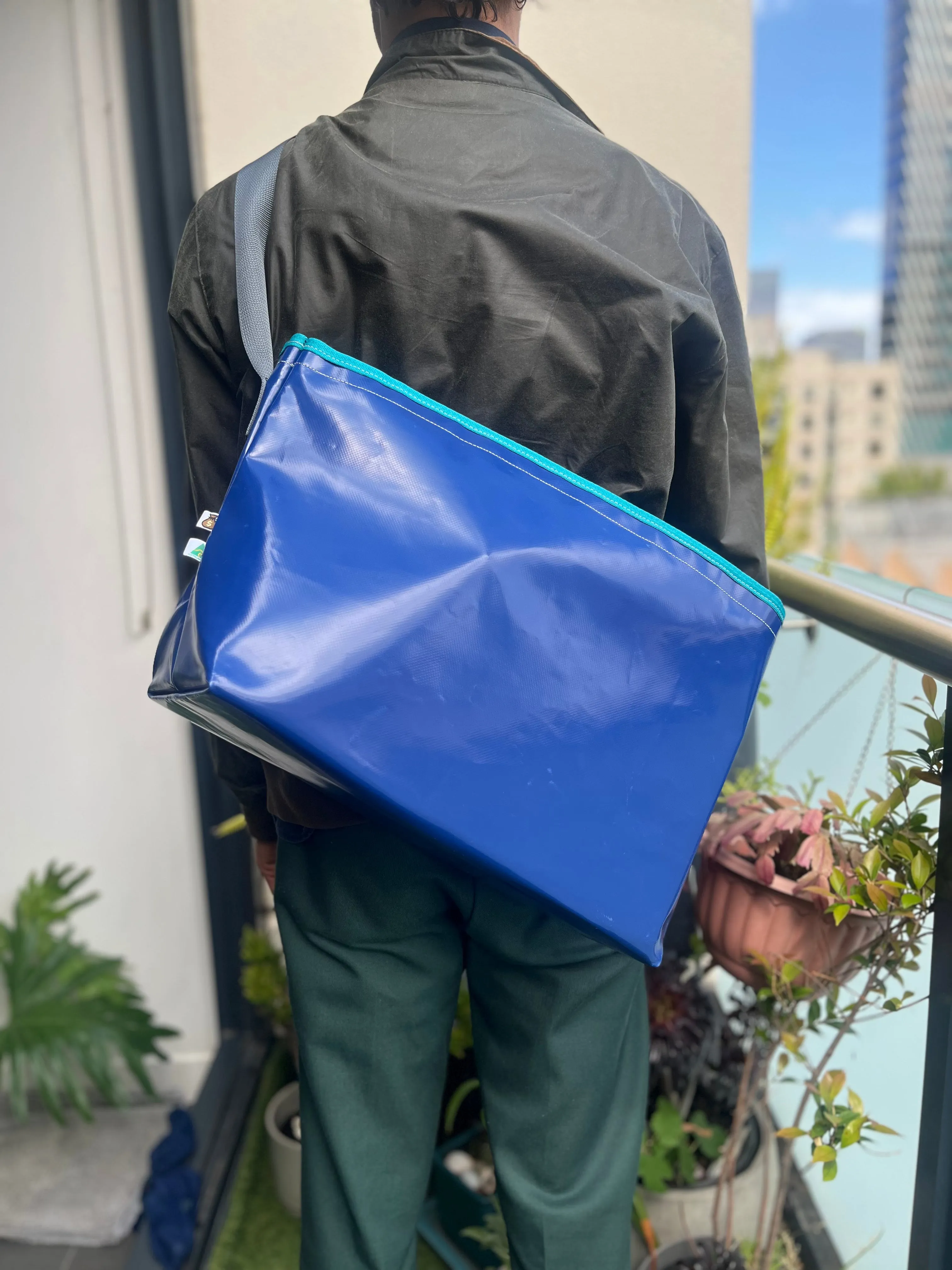 Saturday Through Sunday Convertible (Royal Blue / Aqua)