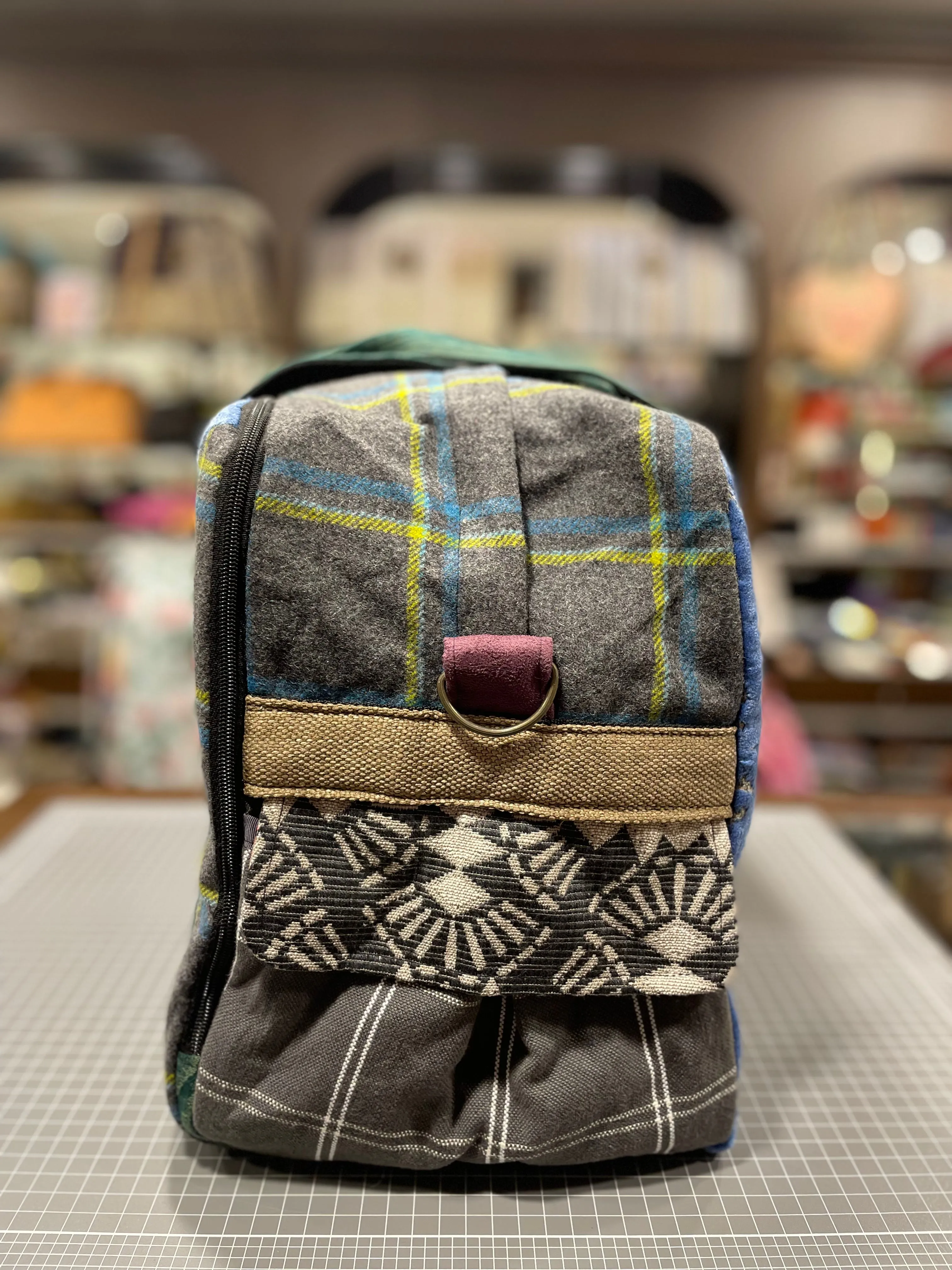 The Red Heart ❤️ Large BeeKeeper Weekender (Da Vinci Collection)