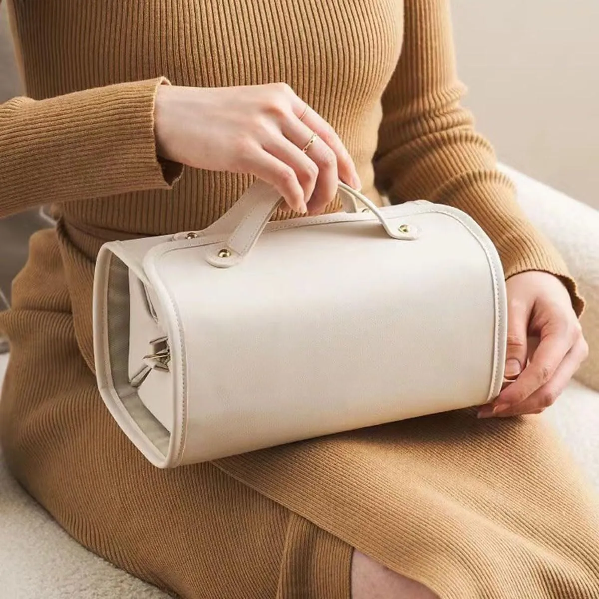 Travel makeup bag,Leather Cosmetic Bags For Women,Leather Waterproof Cosmetic Bag,Detachable 4 in 1 Travel Toiletry Bag for Women,Portable Organizer(1, Brown)