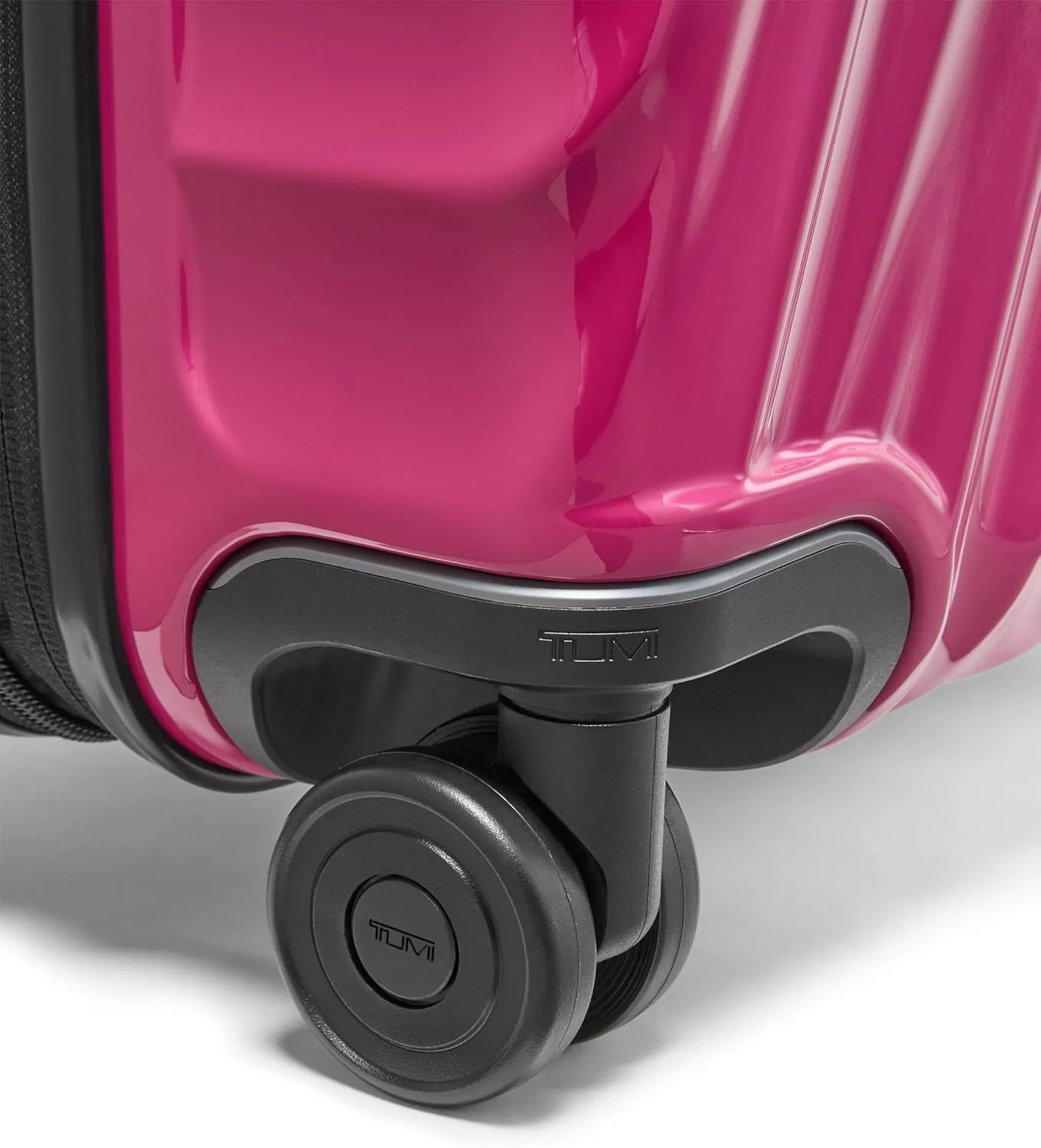 TUMI - 19 Degree International Expandable 4 Wheeled Carry-On - Hard Shell Suitcase - 21.8" X 14.0" X 9.0" - Fuchsia