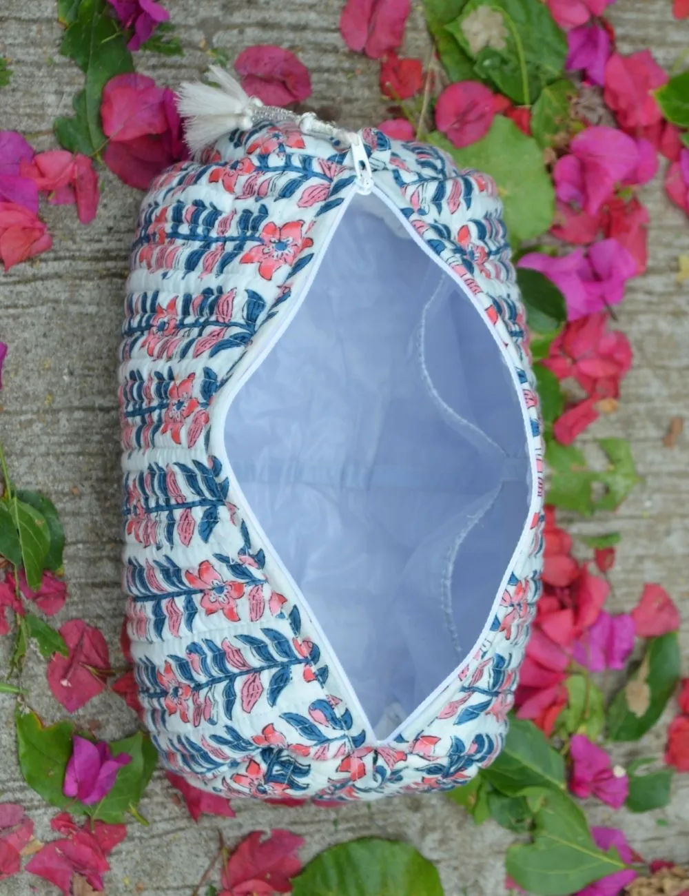 Waterpoof Quilted Women's Cosmetic Bag Soft Cotton Fabric