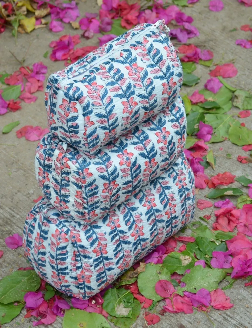 Waterpoof Quilted Women's Cosmetic Bag Soft Cotton Fabric